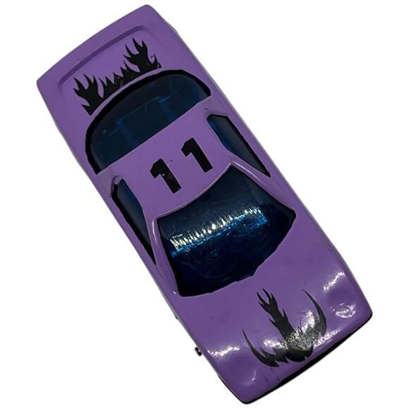 "Vintage Purple Hot Wheels No.11 Sports Car Diecast with Flame Graphics" - Picture 6 of 7